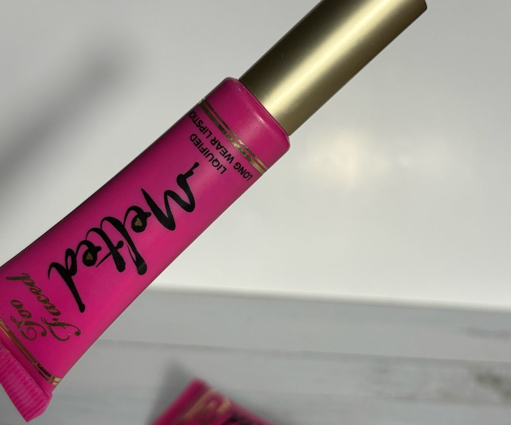 Too faced melted lipstick scream my name