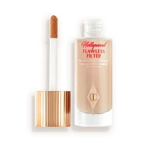 Charlotte Tilbury Base liquidaTono 4.5 Medium/Moyen